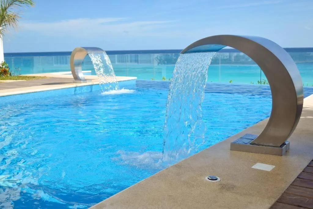 Appartement Suite At The Best Beach, Balcony, Stunning Views, Gym, Jacuzi, Pool Cancún