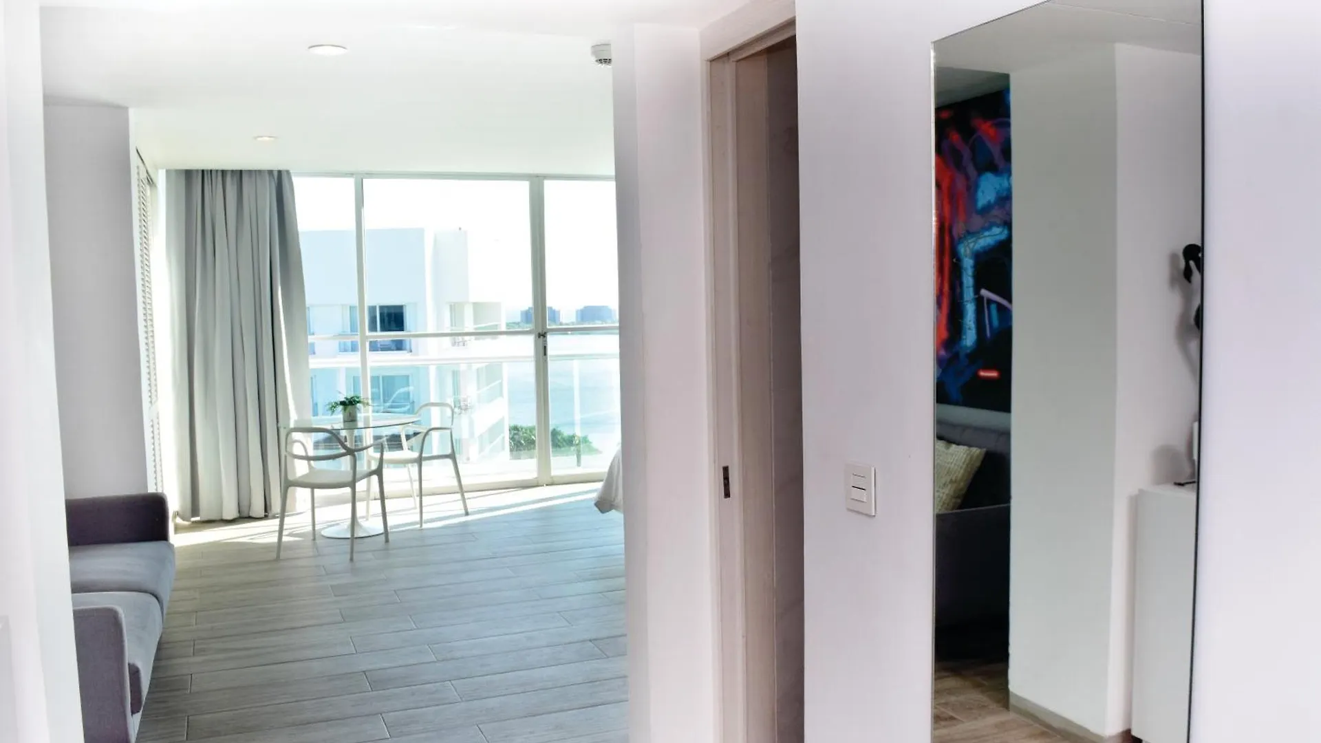 Suite At The Best Beach, Balcony, Stunning Views, Gym, Jacuzi, Pool Cancún Appartement